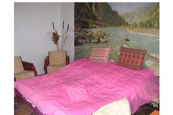 Ucranie Privát Chetfalva, Extérieur